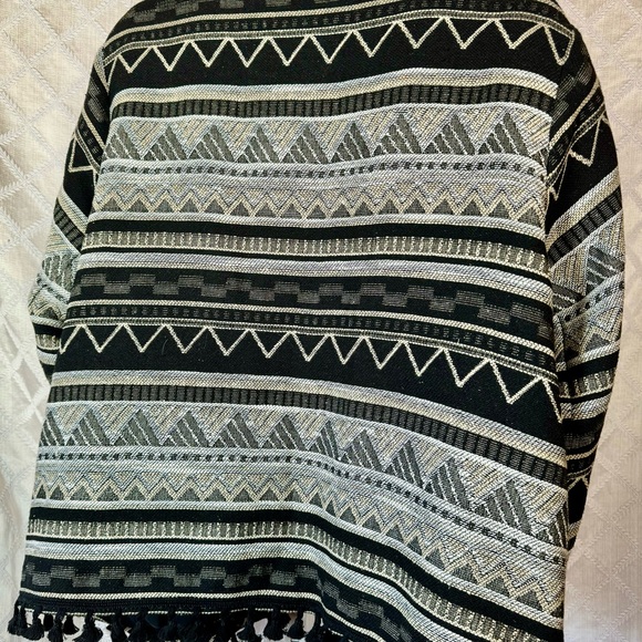 Southwest Pattern Tapestry Jacket With Tassel Trim from Relativity, 3X - Picture 5 of 5
